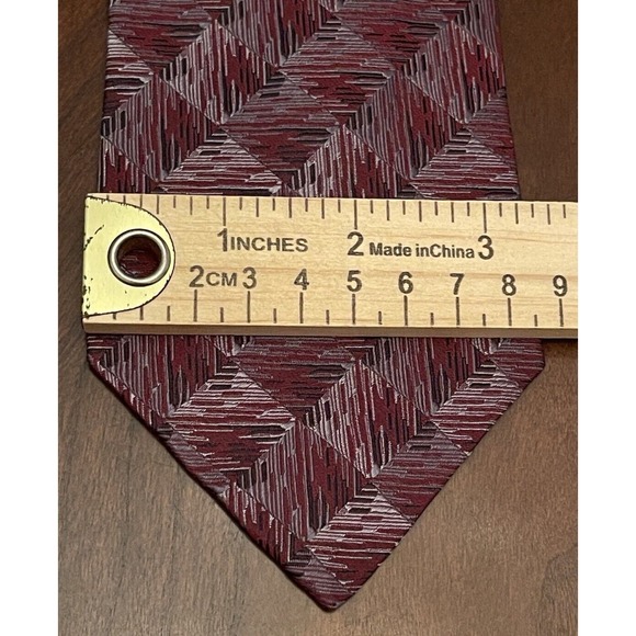 Gianfranco Valentino Italy Hand Made 100% Silk Men’s Neck Tie Made In Canada - Picture 4 of 9